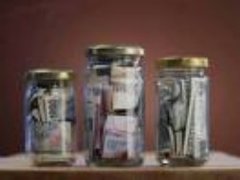 Украинцы не смогут забрать деньги из банков Украинцы не смогут забрать деньги из банков